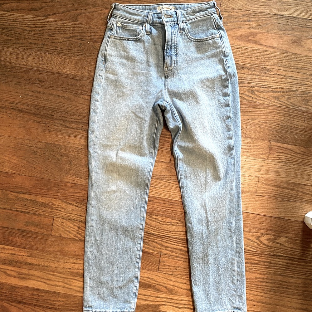 Madewell Curvy Perfect Vintage Jean, size 25 light wash